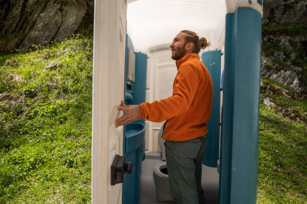 Best Portable toilet rental cost  in Fairview, NC